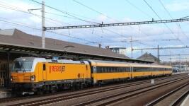 vlak RegioJet Vectron vlakova suprava.JPG 649655898 wwwstudent